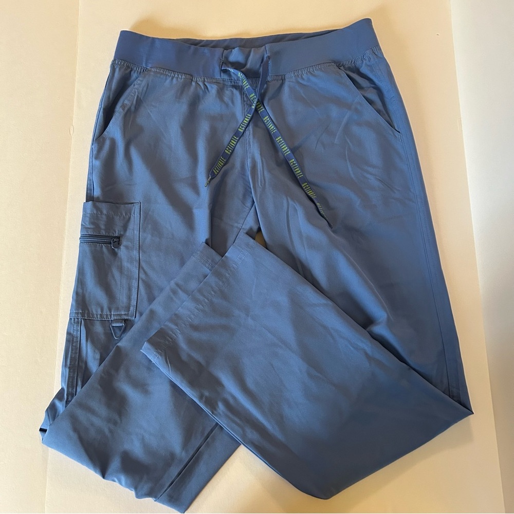Med Couture Activate Women's Scrub Pants, Size Medium, Ceil Blue,